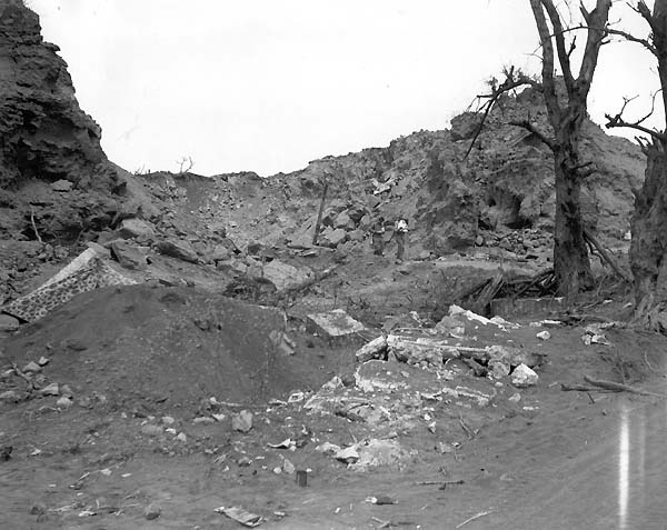 Iwo Jima scene, photographed by party visiting from Enterprise CV-6, 9 March 1945.