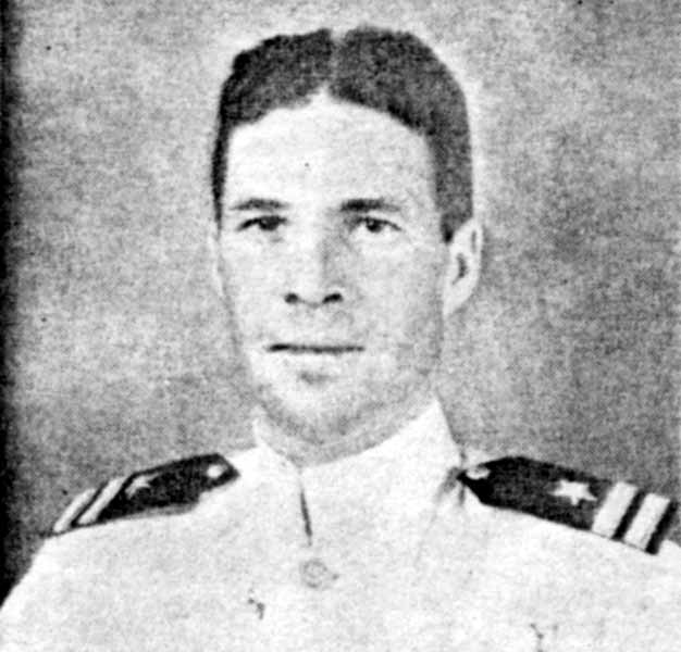 LCDR Halstead L. Hopping, who commanding VS-6 early in the war (low quality image).